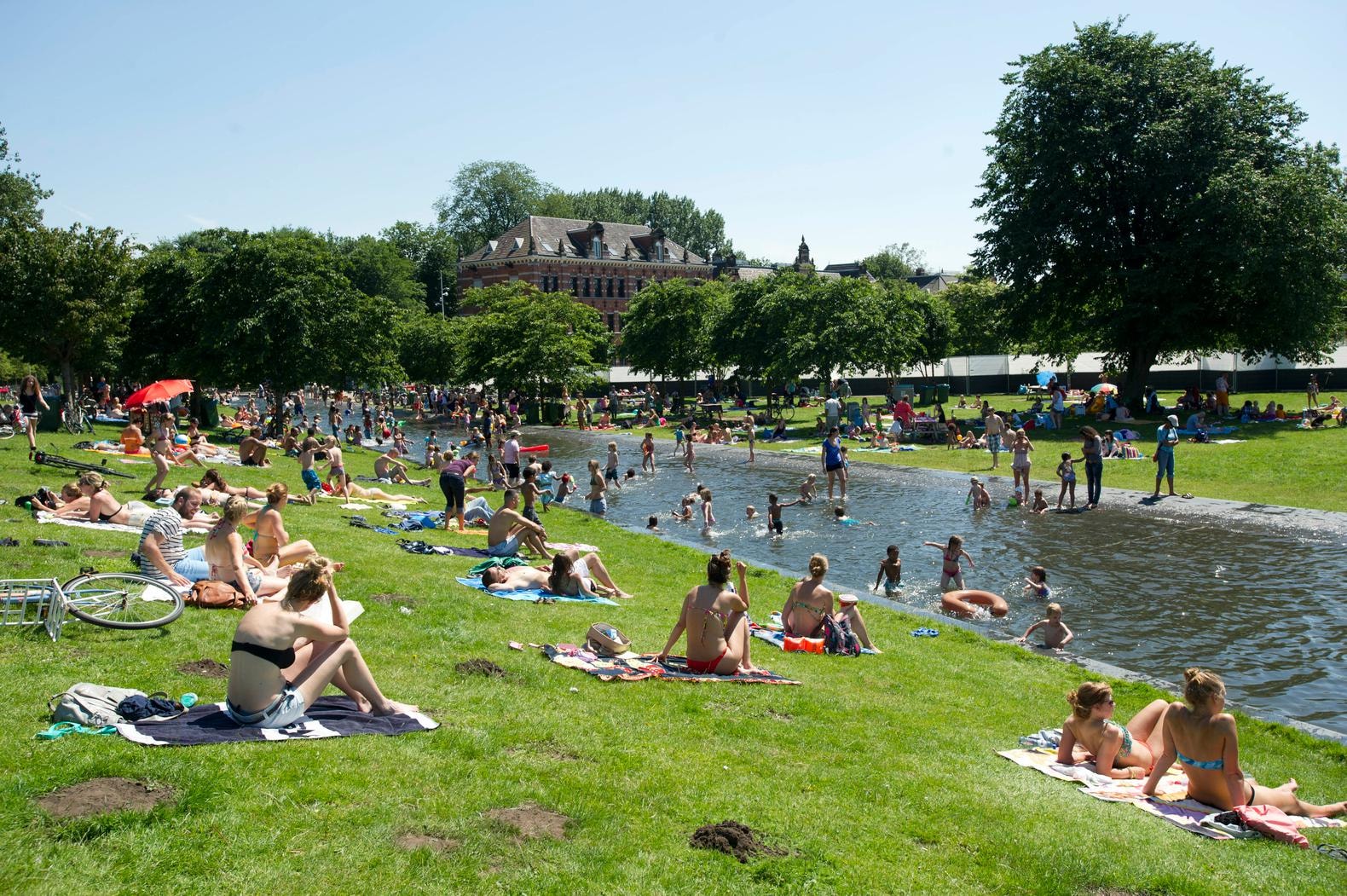 Los Mejores Parques De Msterdam Para Desconectar Ideoviajes