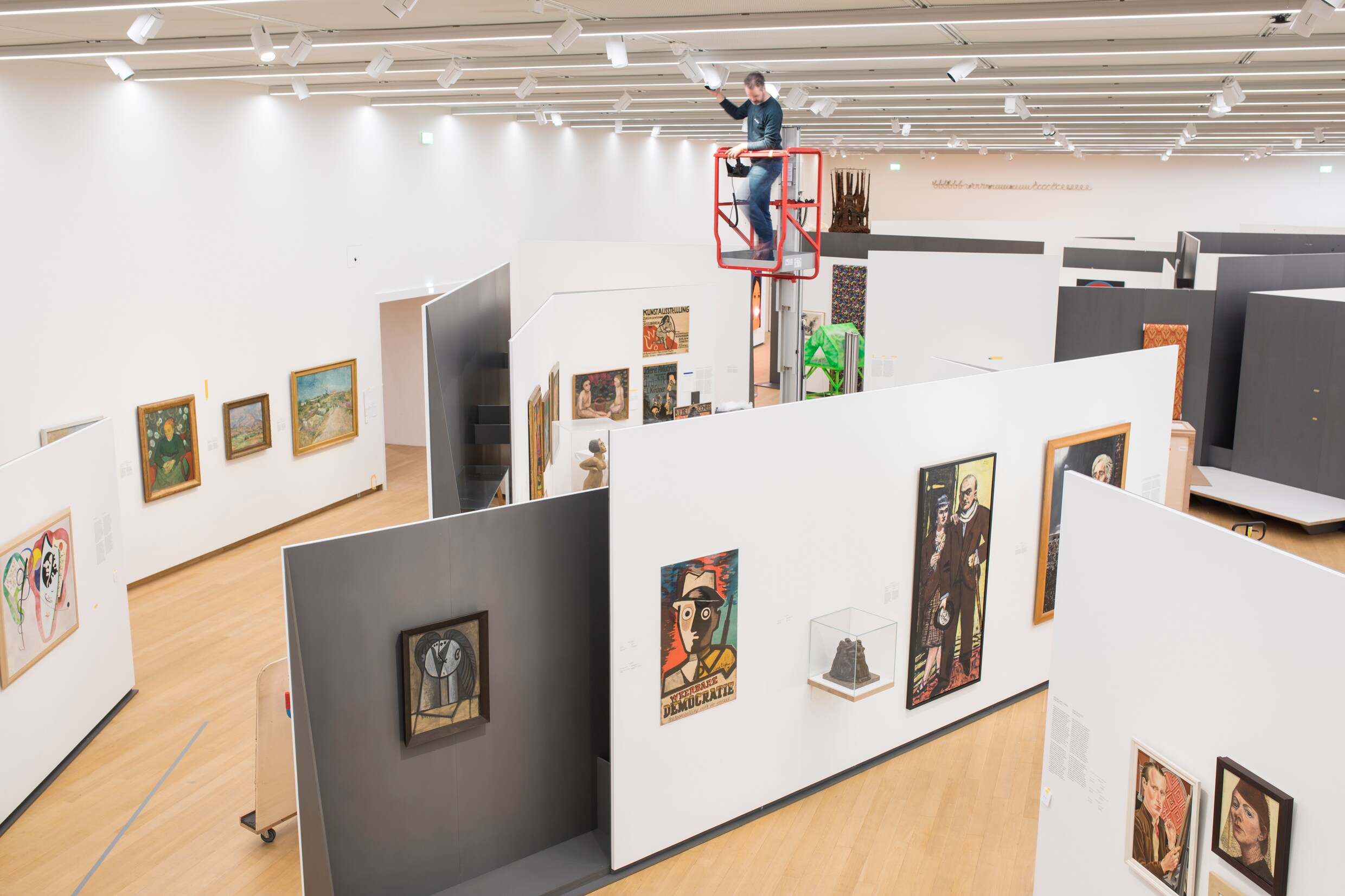 Opinie: ‘Overheid, stel scherpere eisen aan musea om geldverspilling ...