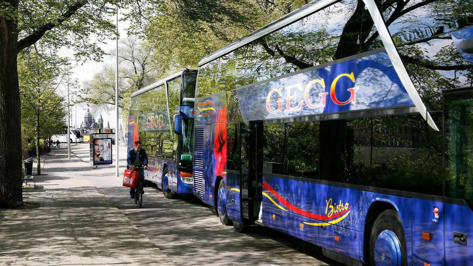 Nieuwe hop-on hop-off bus biedt rondje stad over binnenring