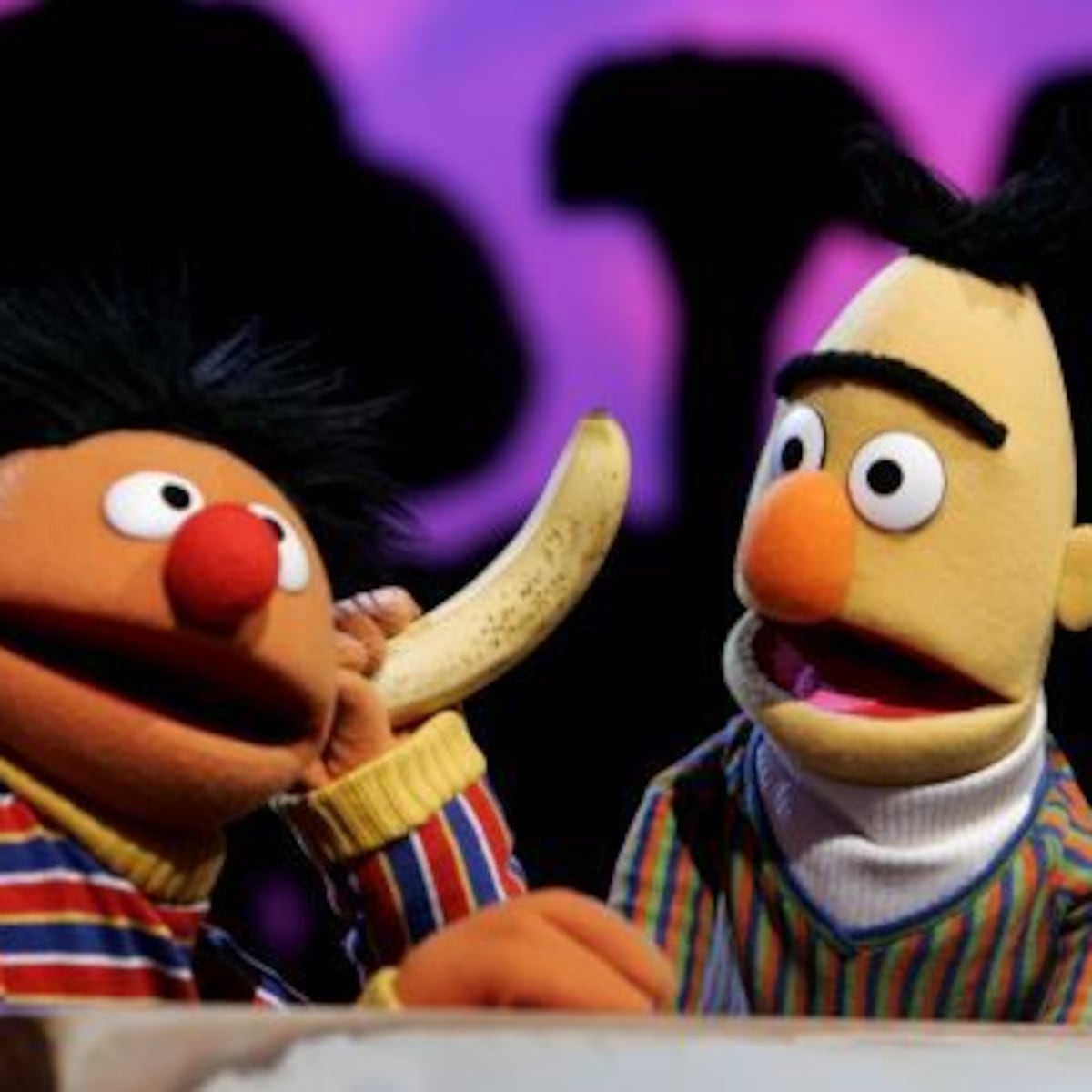 Living Puppets Sesamstraat Handpop Ernie 45 cm Meerkleurig Katoenmix Peuter
