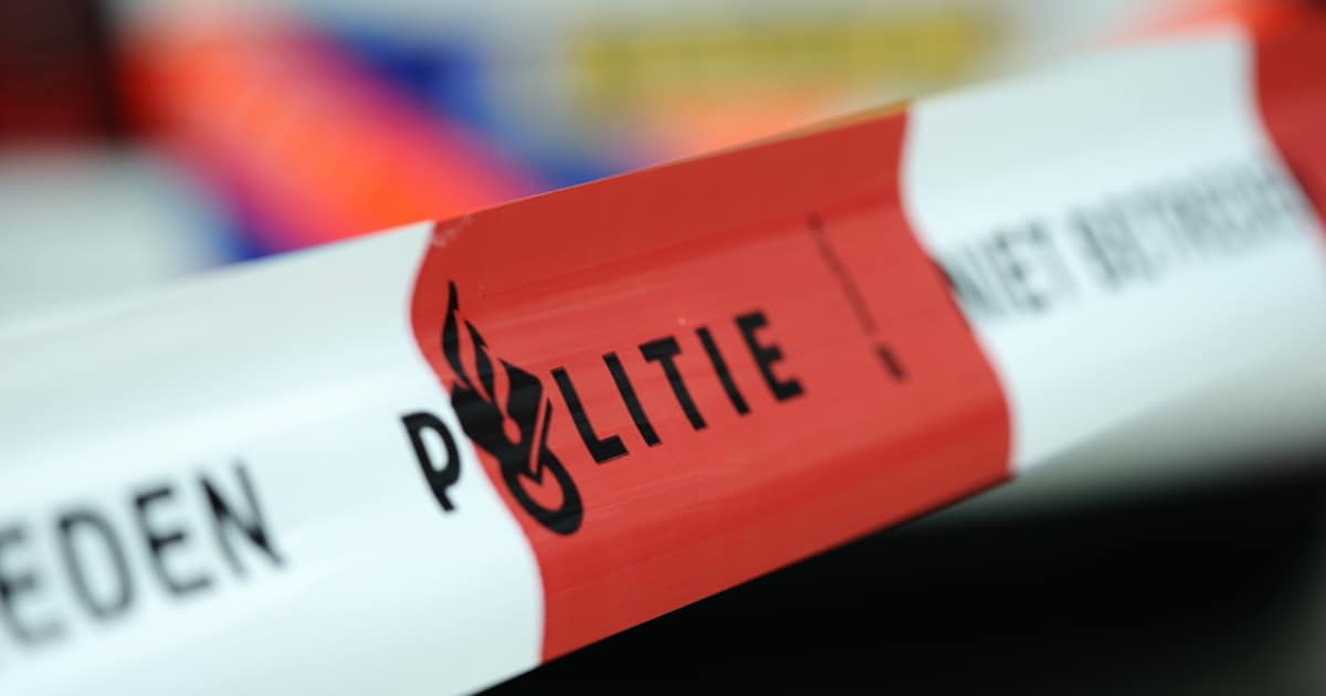 Ramkraak bij winkel op Buikslotermeerplein