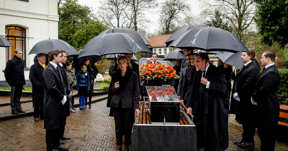 Frans Molenaar op Zorgvlied begraven