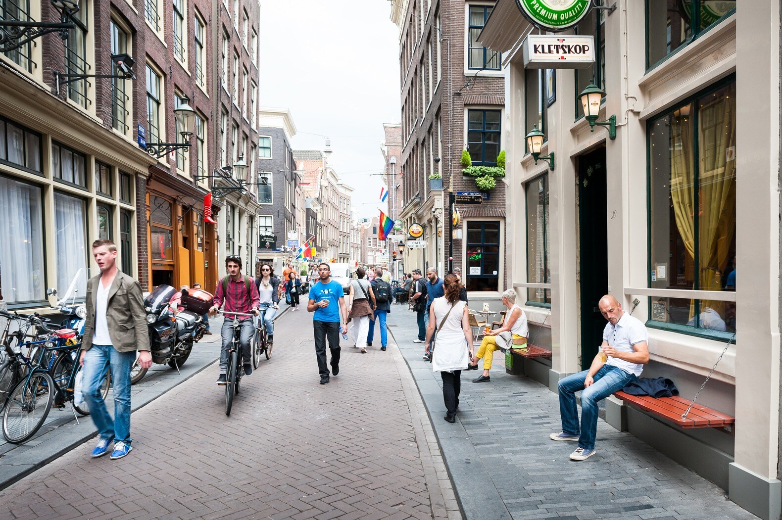'Zorgen op de Zeedijk over groei toerisme' | Het Parool