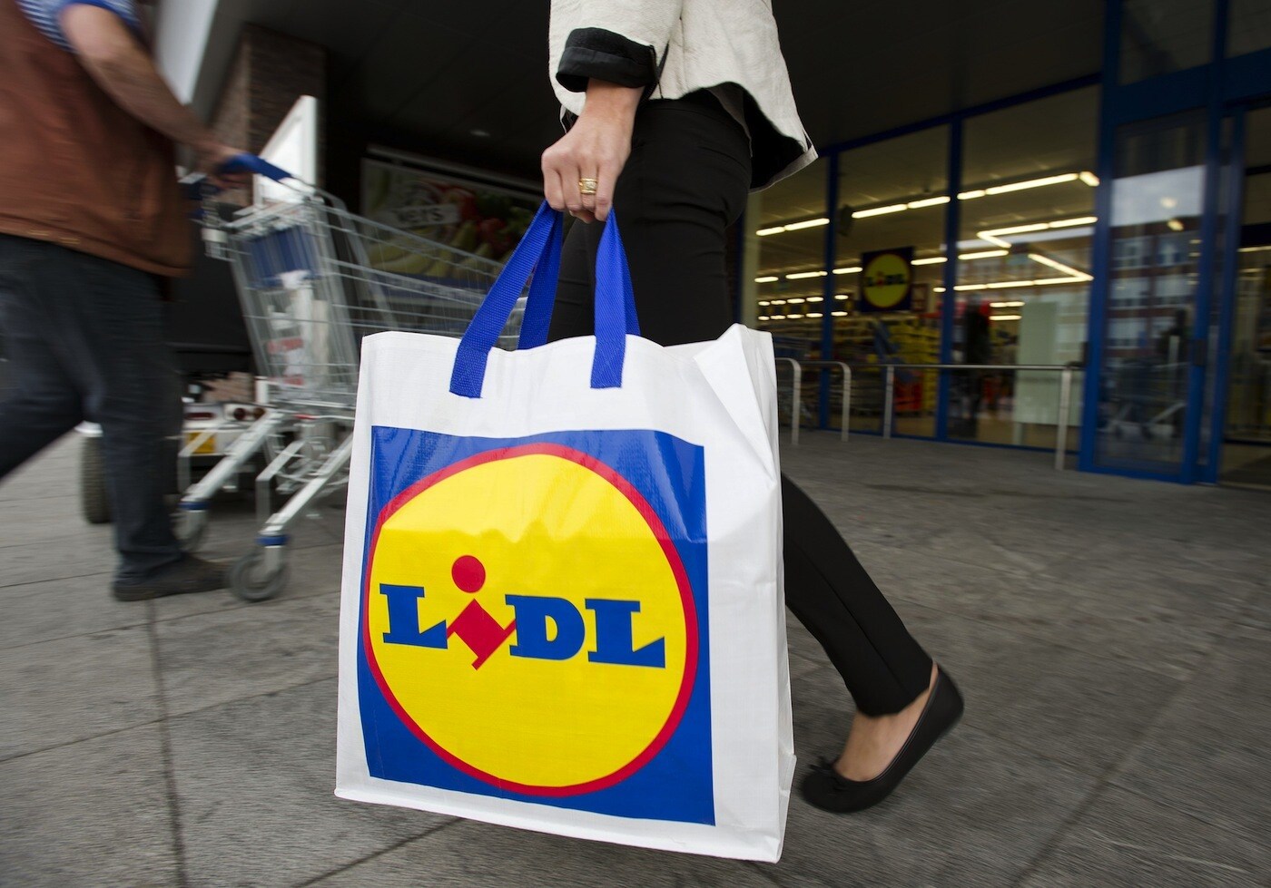 Lidl wil Amsterdamse filialen helemaal duurzaam bevoorraden | Het Parool