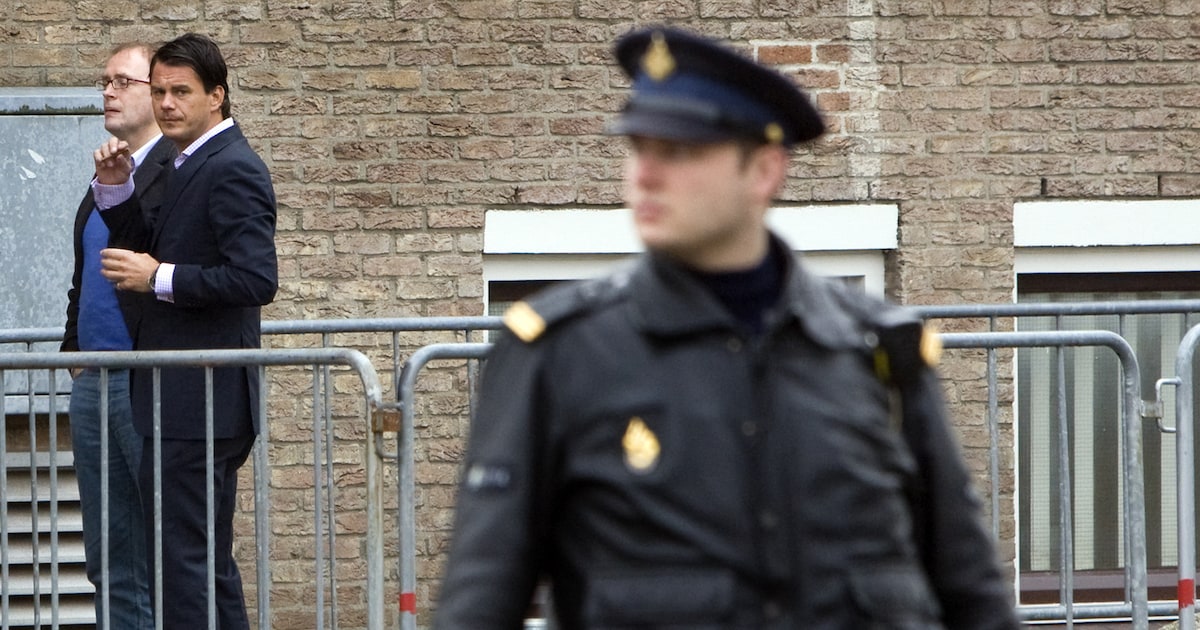 Opsporing Verzocht over moord op Cor van Hout, waarvoor Holleeder wordt