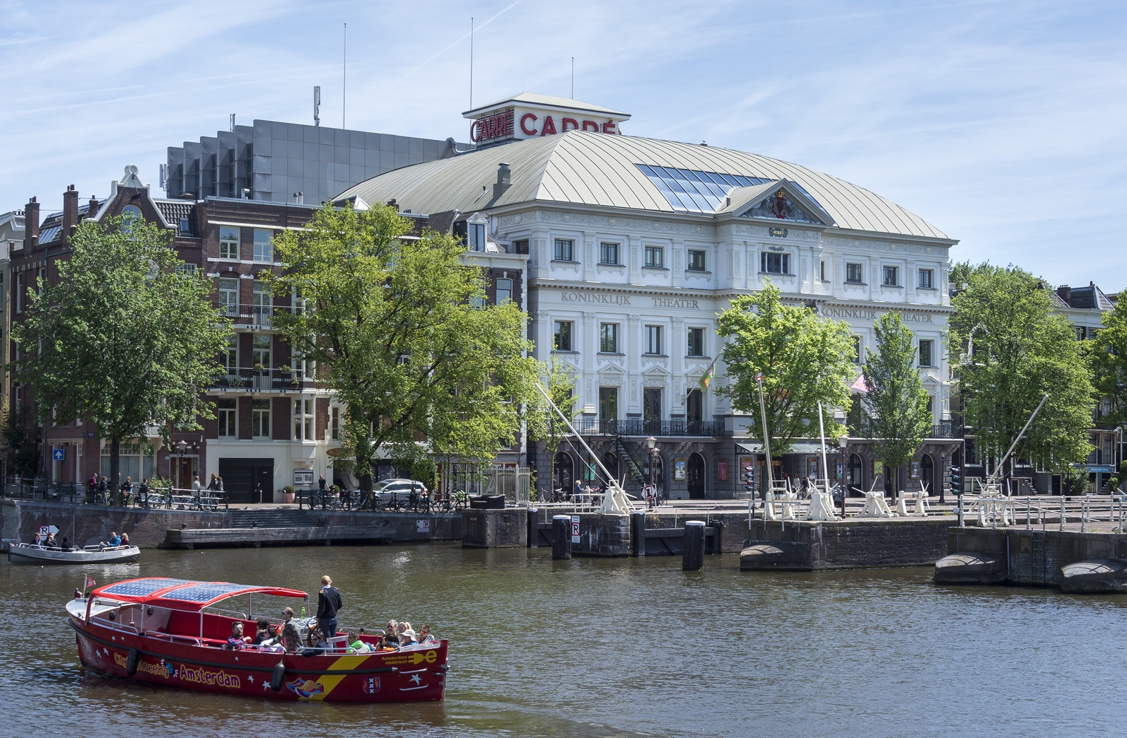 Stuk Toneelgroep Amsterdam met Jude Law verplaatst naar Carré | Het Parool