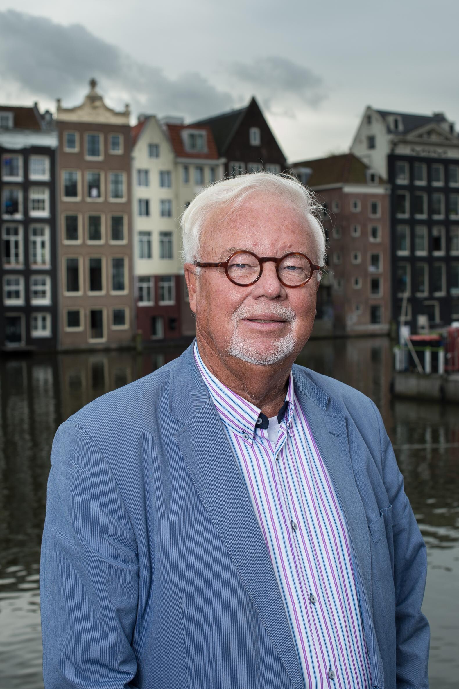 Is het vervangen van historische geveltoppen geschiedvervalsing? | Het ...