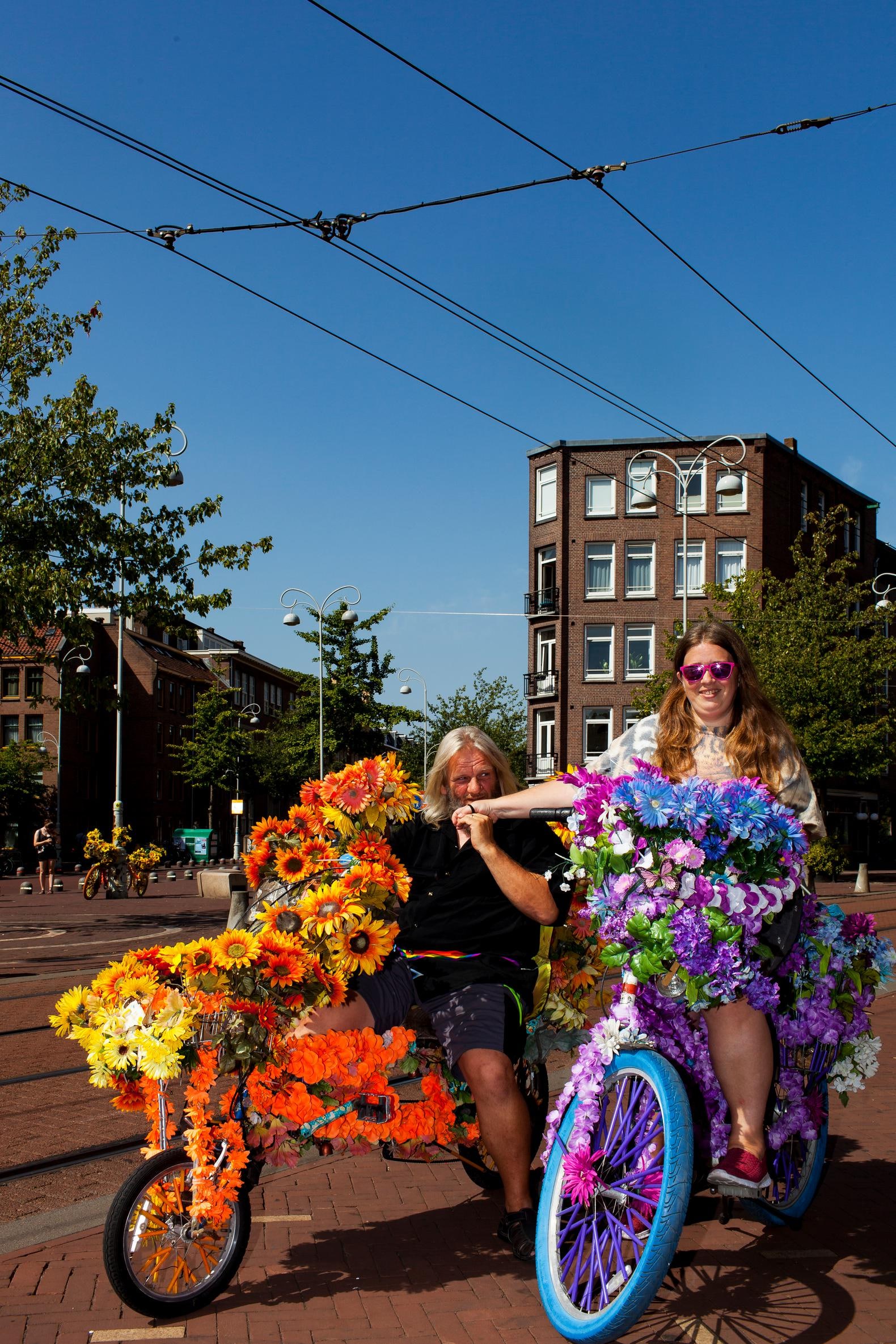 Amerikaan Warren Gregory zet de bloemetjes buiten | Het Parool