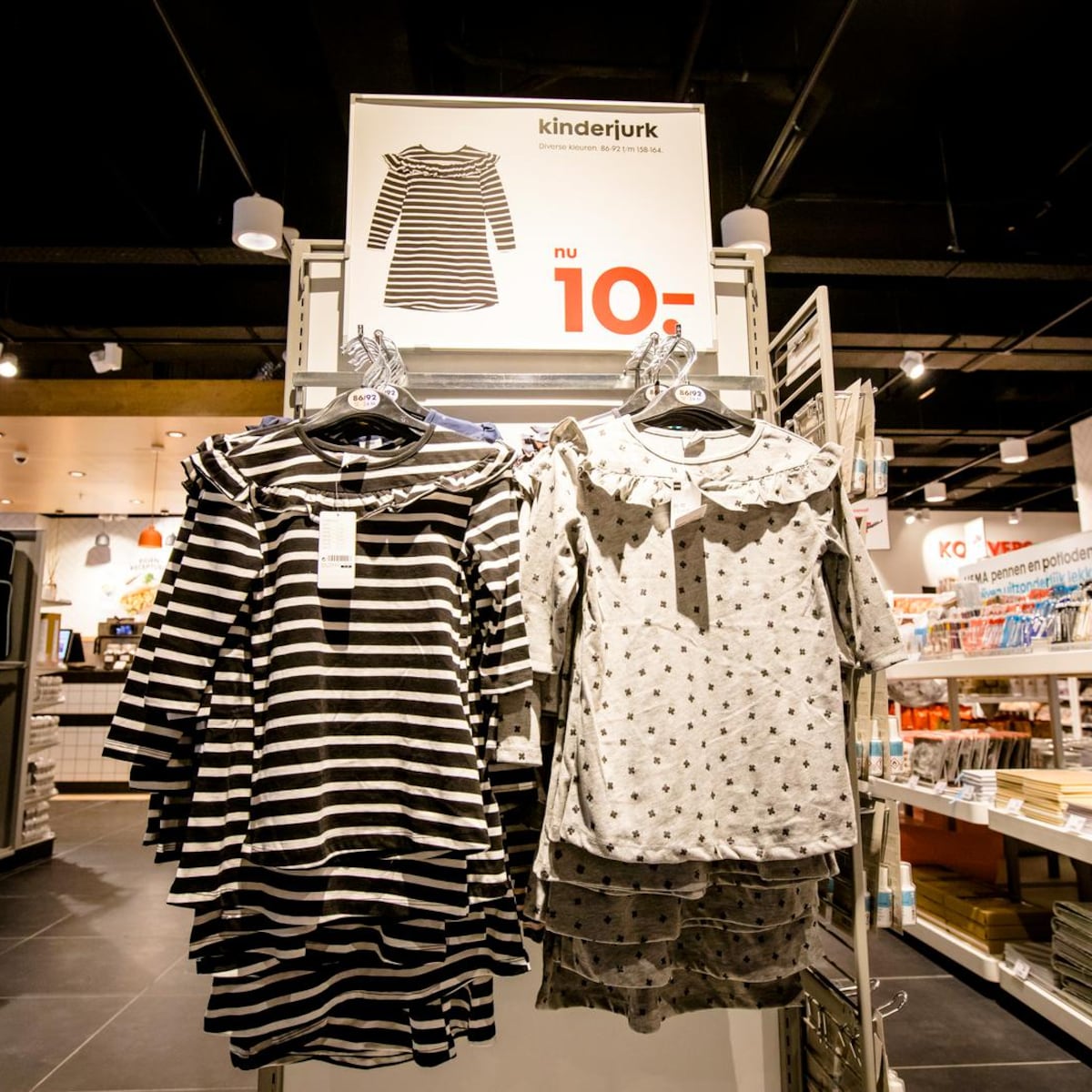 Genderneutrale kinderkleding bij Hema signaal of stunt Het Parool