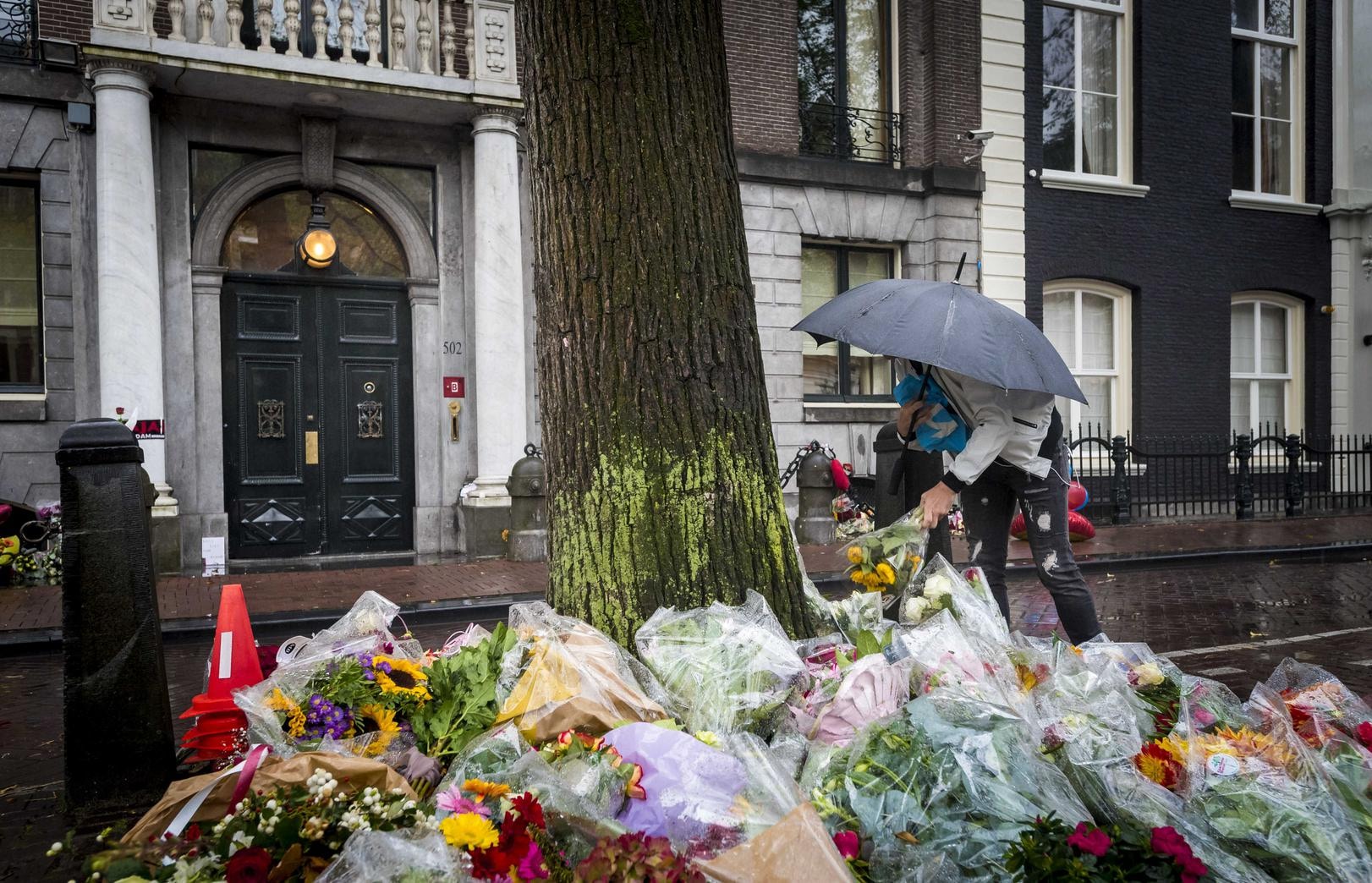 Amsterdam treurt om zijn geliefde burgemeester