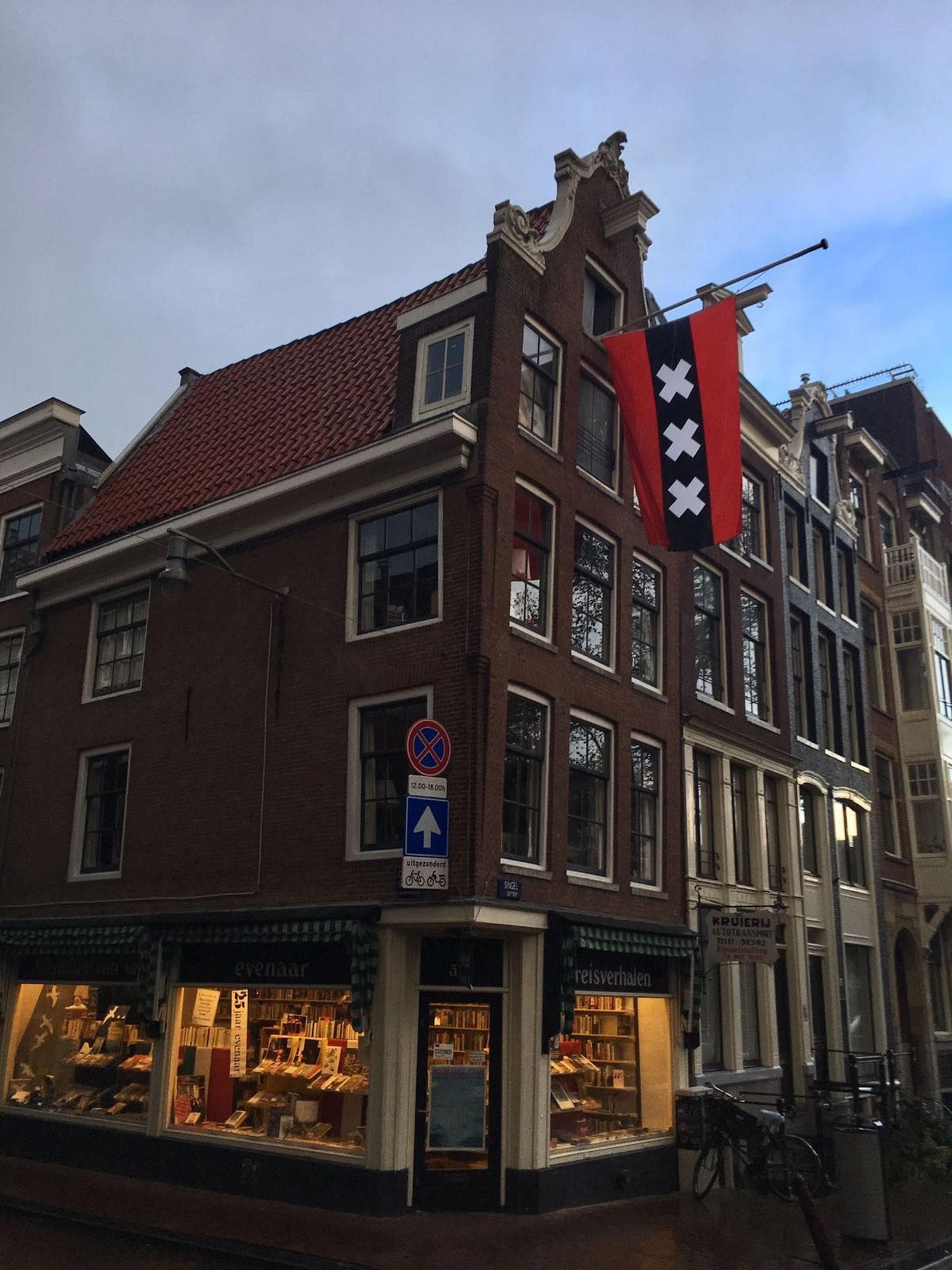 Amsterdam treurt om zijn geliefde burgemeester