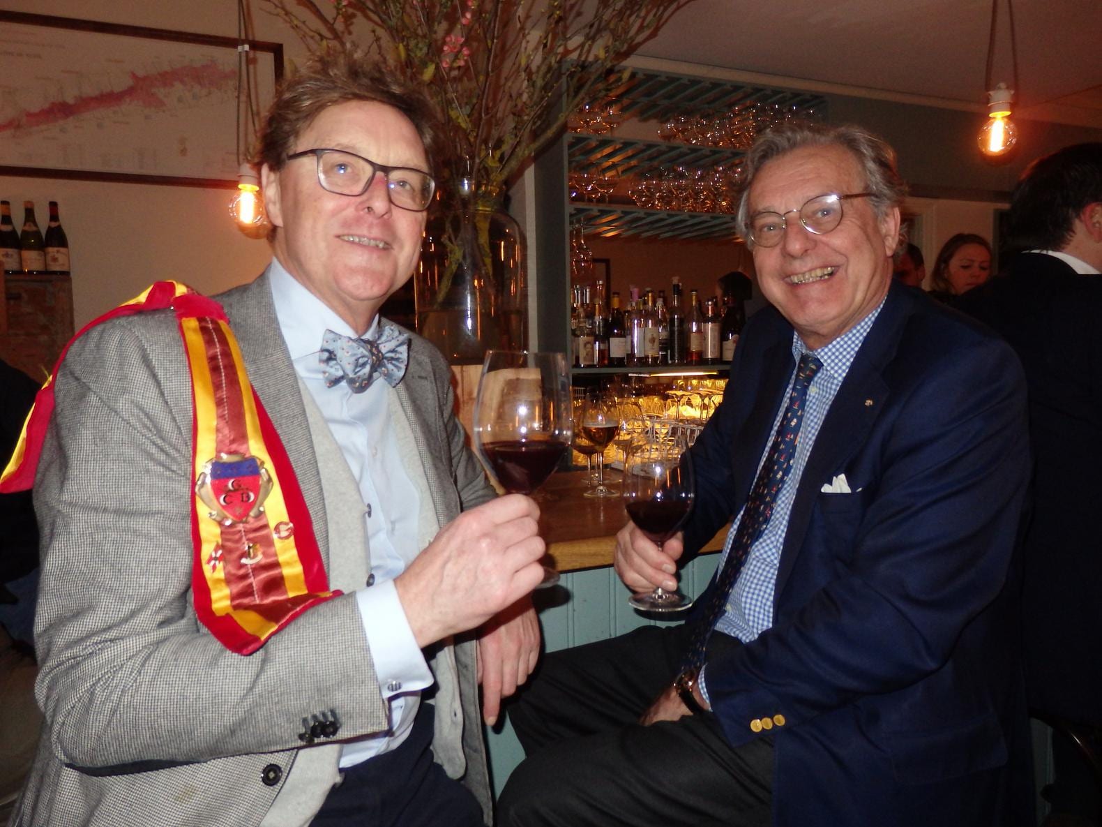 Camping-Frans en 44 flessen wijn | Het Parool