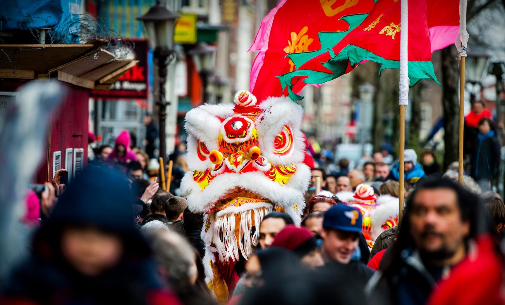 Vuurwerkshow op de Dam bij Chinees Nieuwjaar