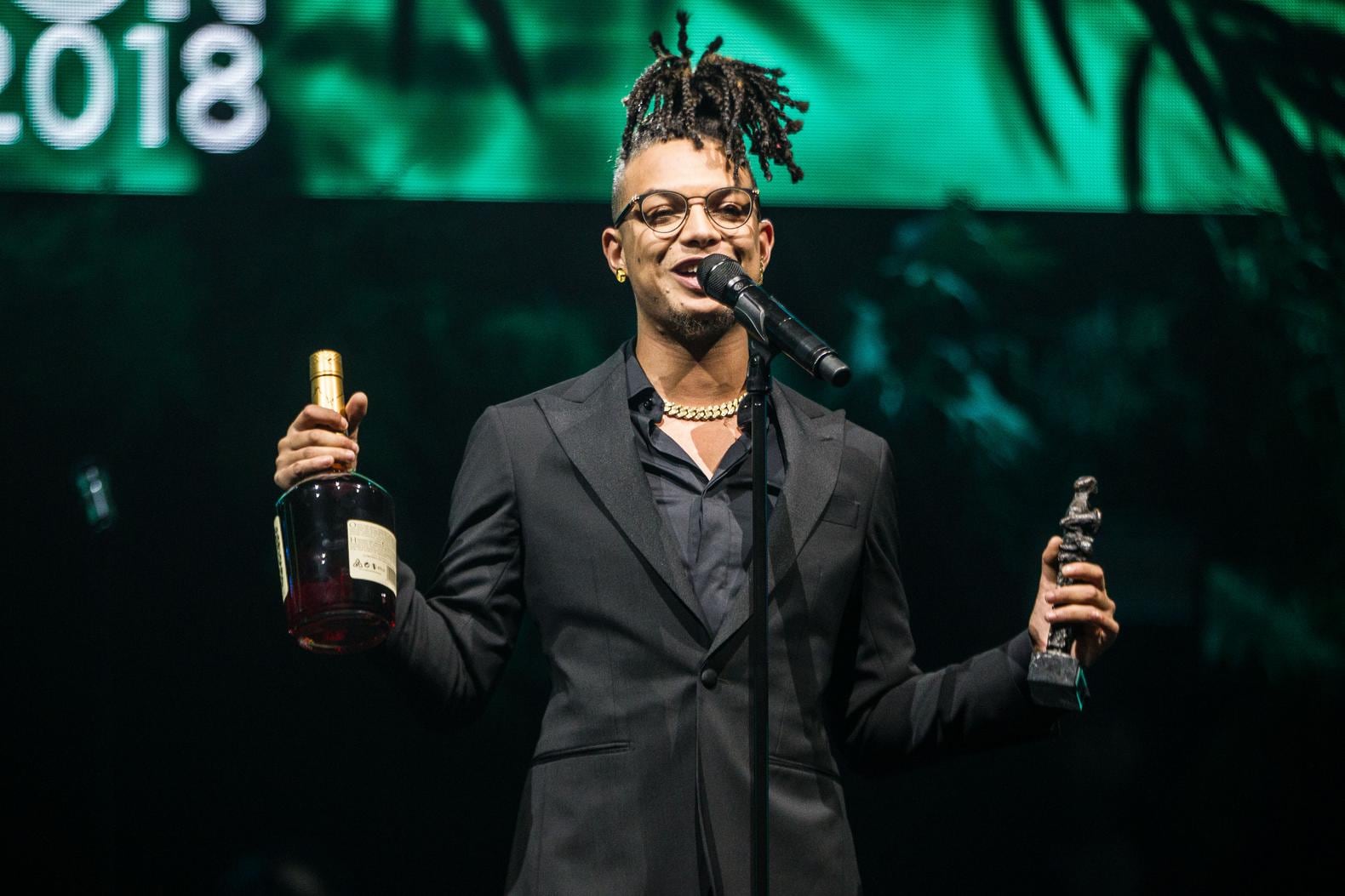 Ronnie Flex wint twee Edisons, oeuvreprijs voor Extince | Het Parool