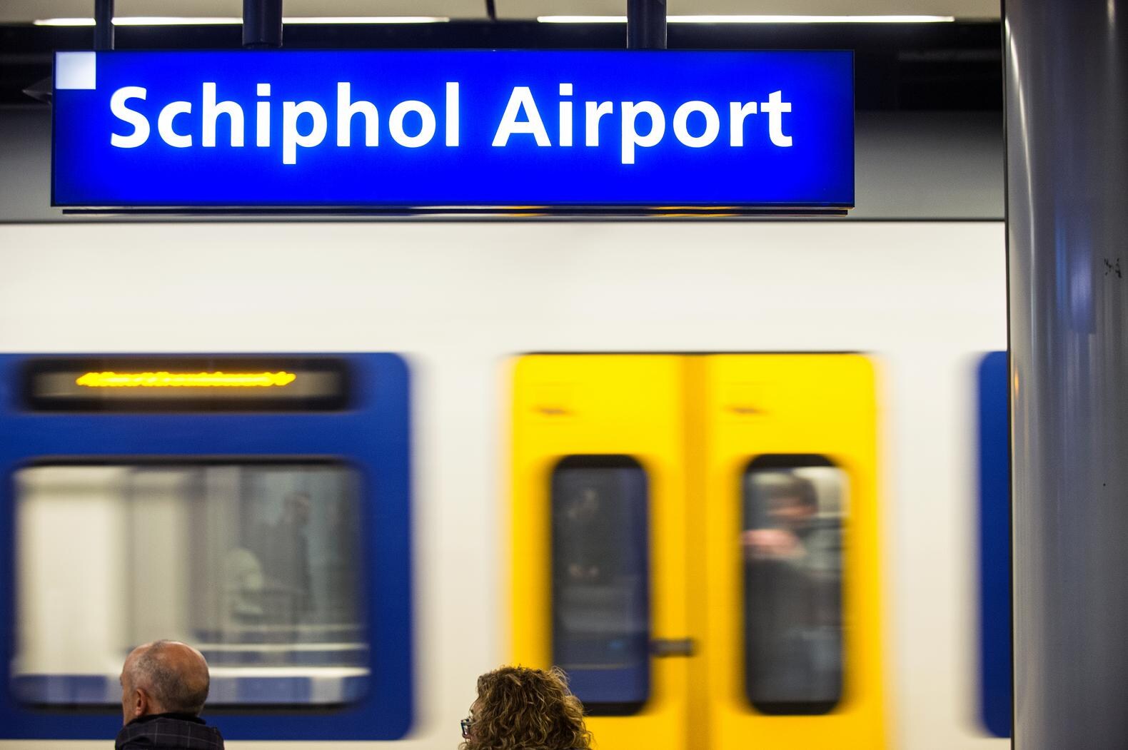 Hele nacht minder treinen van en naar Schiphol