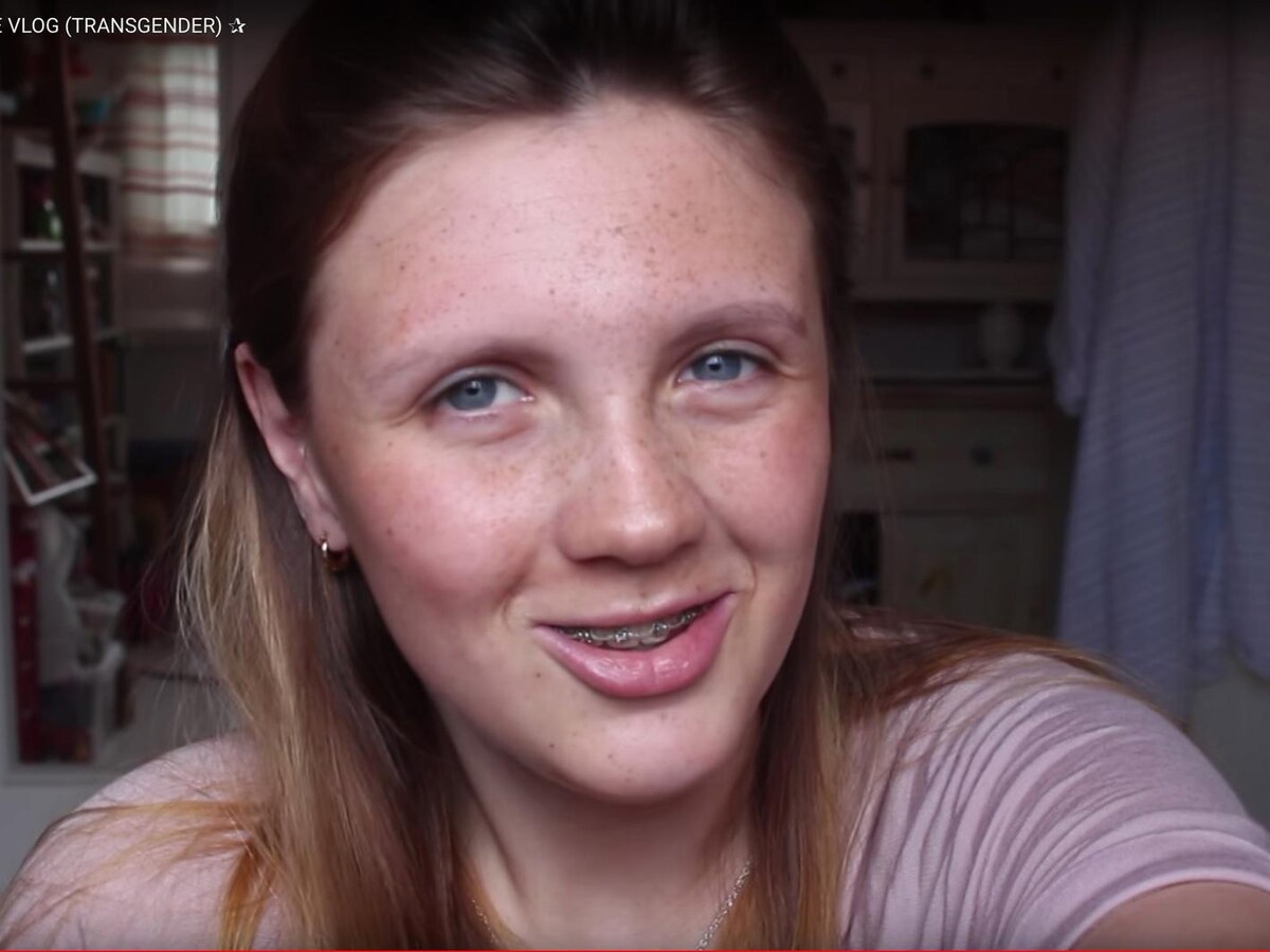 Anal jinsiy aloqa: qora tanli erkaklar geylarni sikishadi va eshaklaridagi jinsiy aloqa