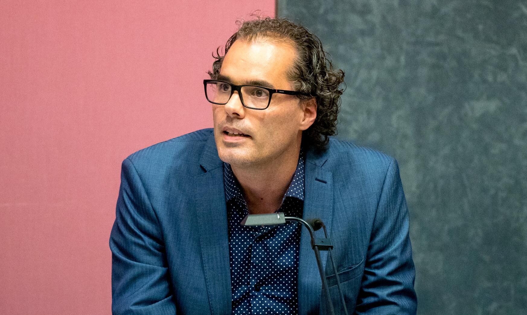 Gemeente hield vrouwelijke ambtenaren weg bij wethouder Laurens Ivens