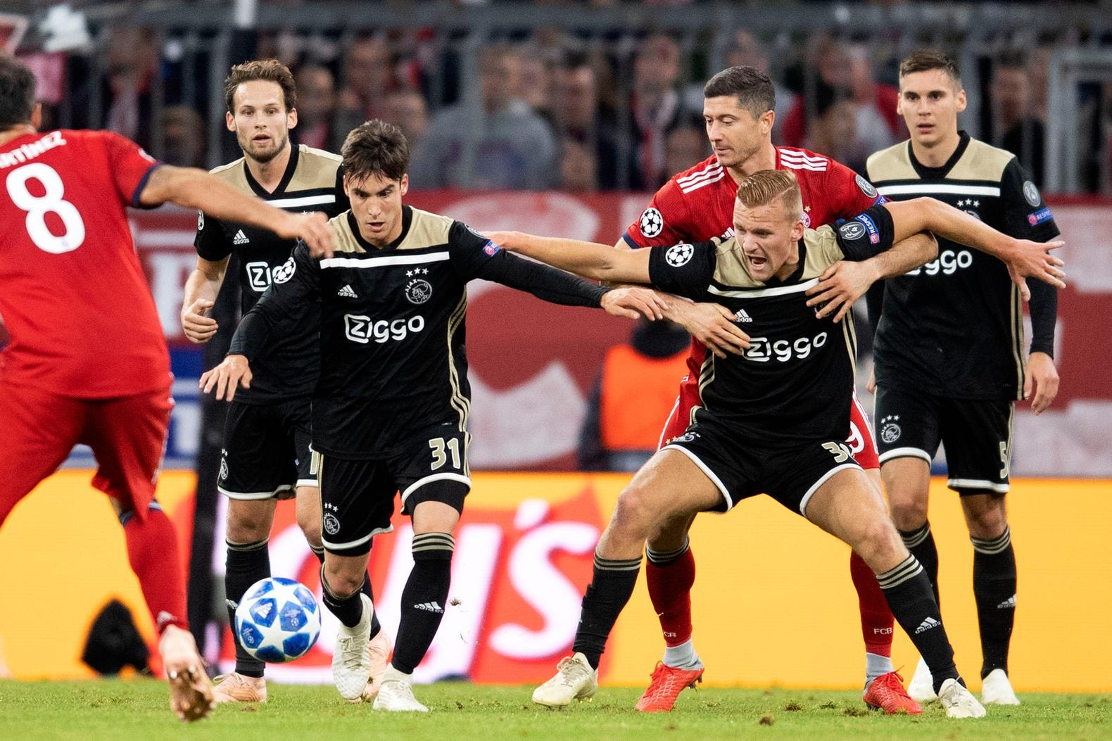 Turpin opnieuw scheidsrechter bij Ajax