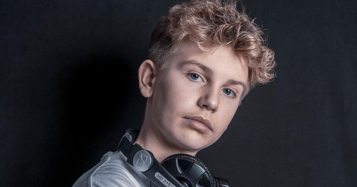 Dj Daan Joey van Marle (14) draait in China: 'Dit is echt zo vet gróót'