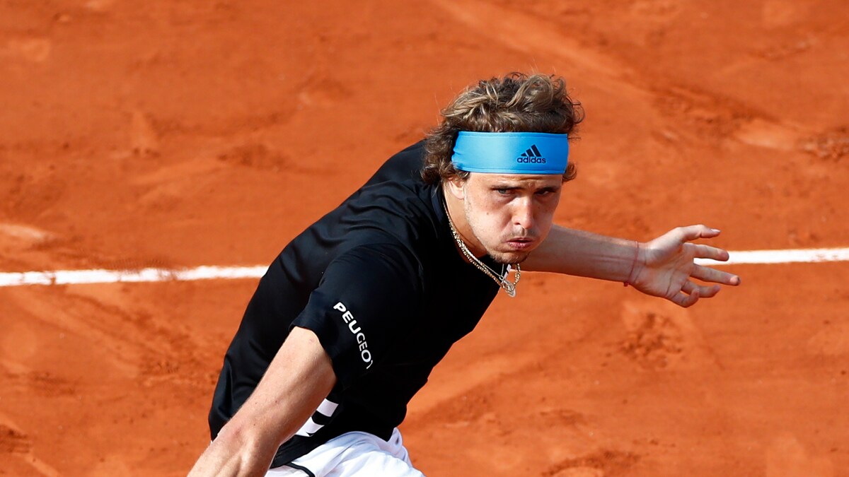 Porno erkaklar qizlarning sutini yalaydi