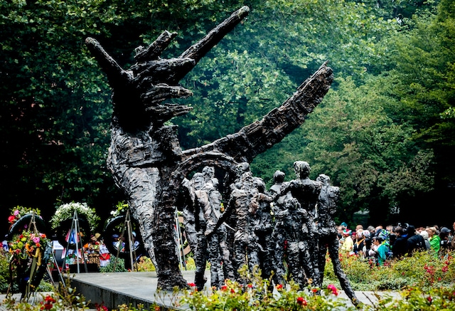 https://image.parool.nl/151077900/width/640/nationaal-monument-slavernijverleden-in-het-oosterpark