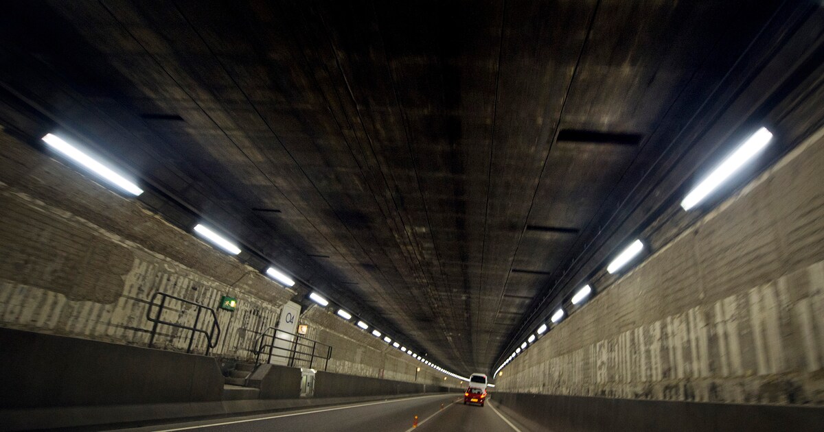 IJtunnel weer open na stroomstoring | Het Parool