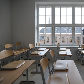 Fons Vitae finds 8th grade too challenging for Kevin (13), family takes case to court: ‘Please give him a second chance’