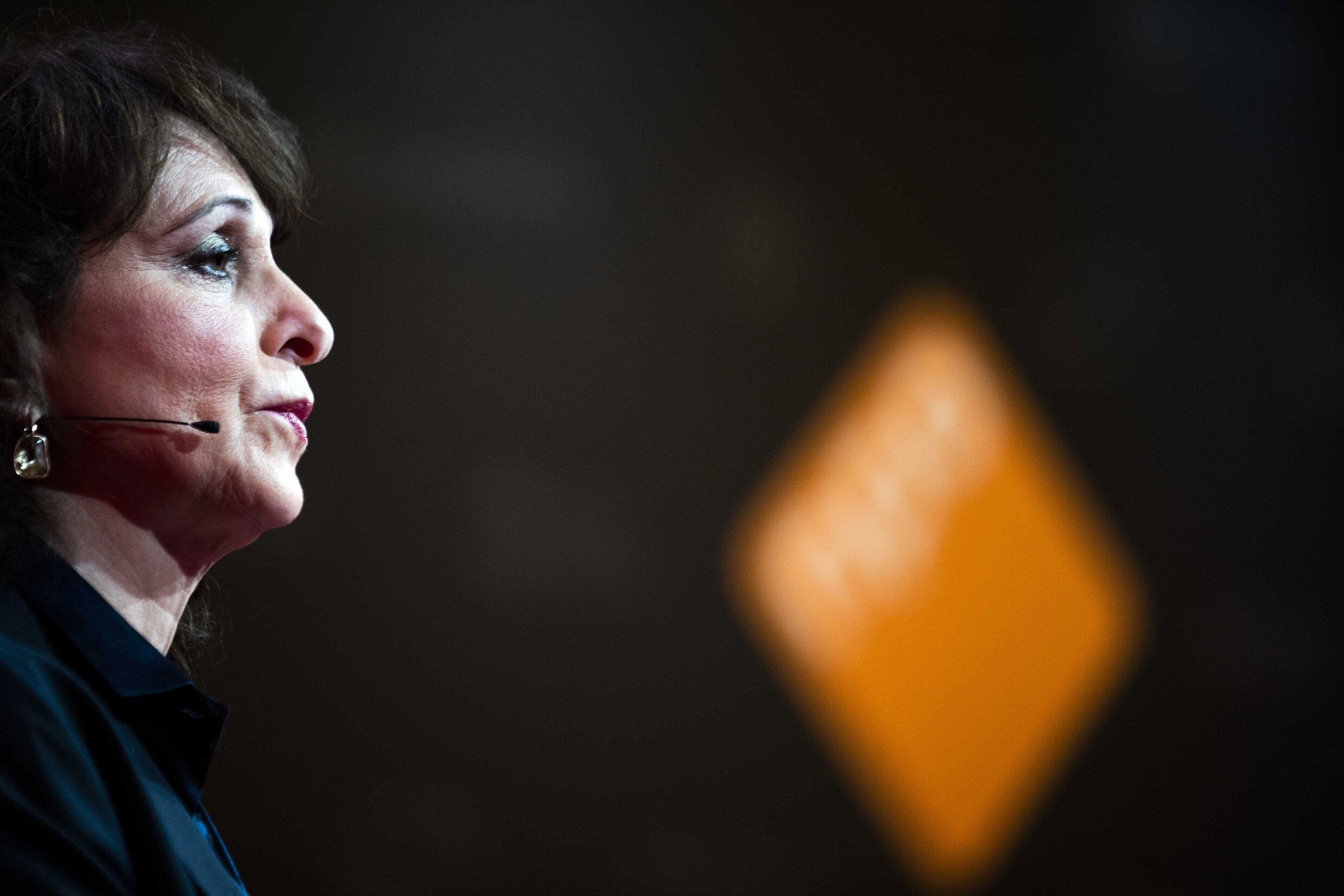 NPO-baas Shula Rijxman: ‘Aanvallen op journalistiek gevaarlijk en ...