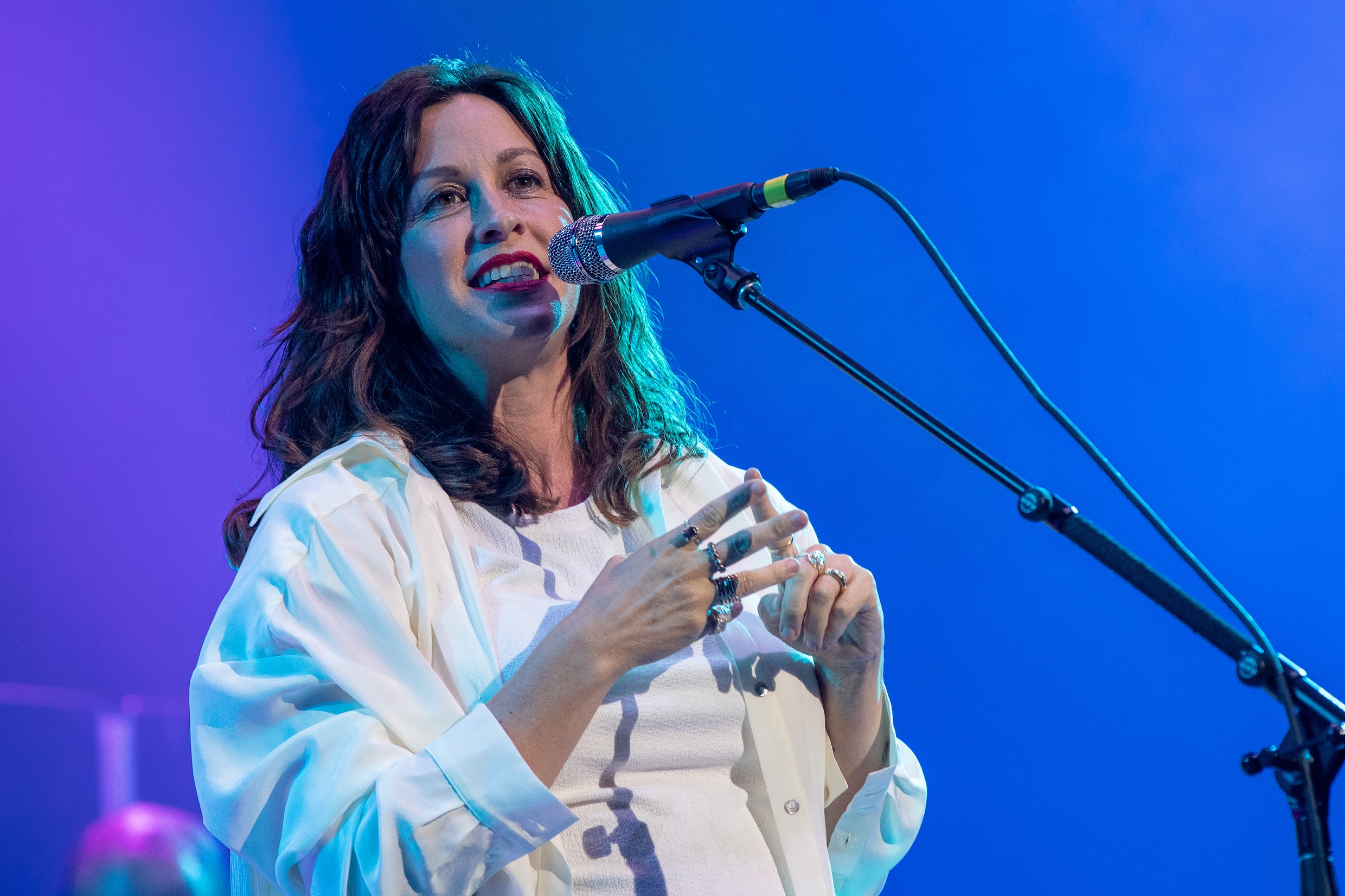 Alanis Morissette treedt met jubileumplaat op in Carré | Het Parool