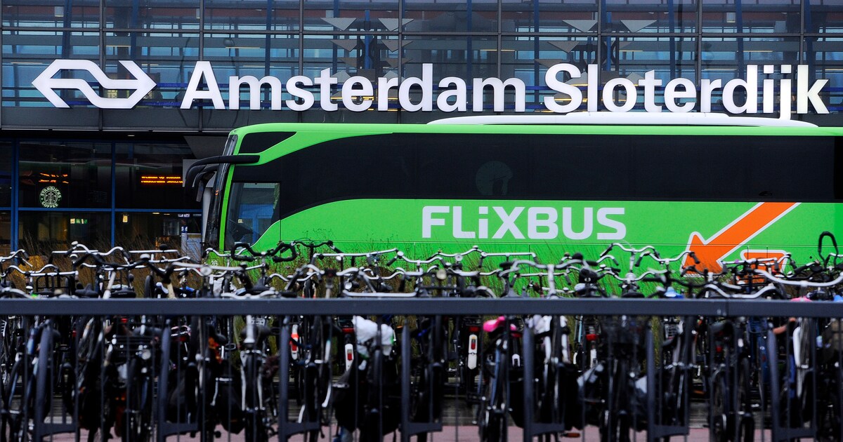 Terminal voor touringcars verhuist van Sloterdijk naar Duivendrecht