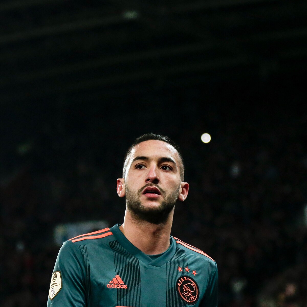 Ziyech is klaar bij Ajax: 'Het clublogo kussen, dat soort