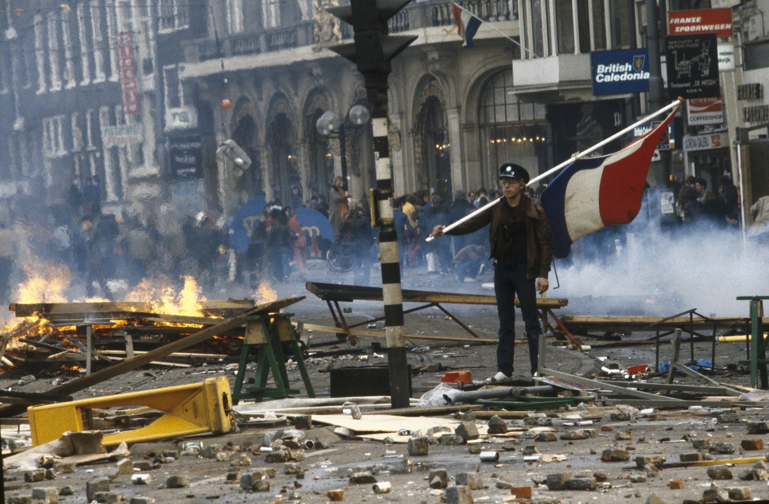 Vandaag in 1980: de kroningsrellen, 'de hevigste rellen sinds de