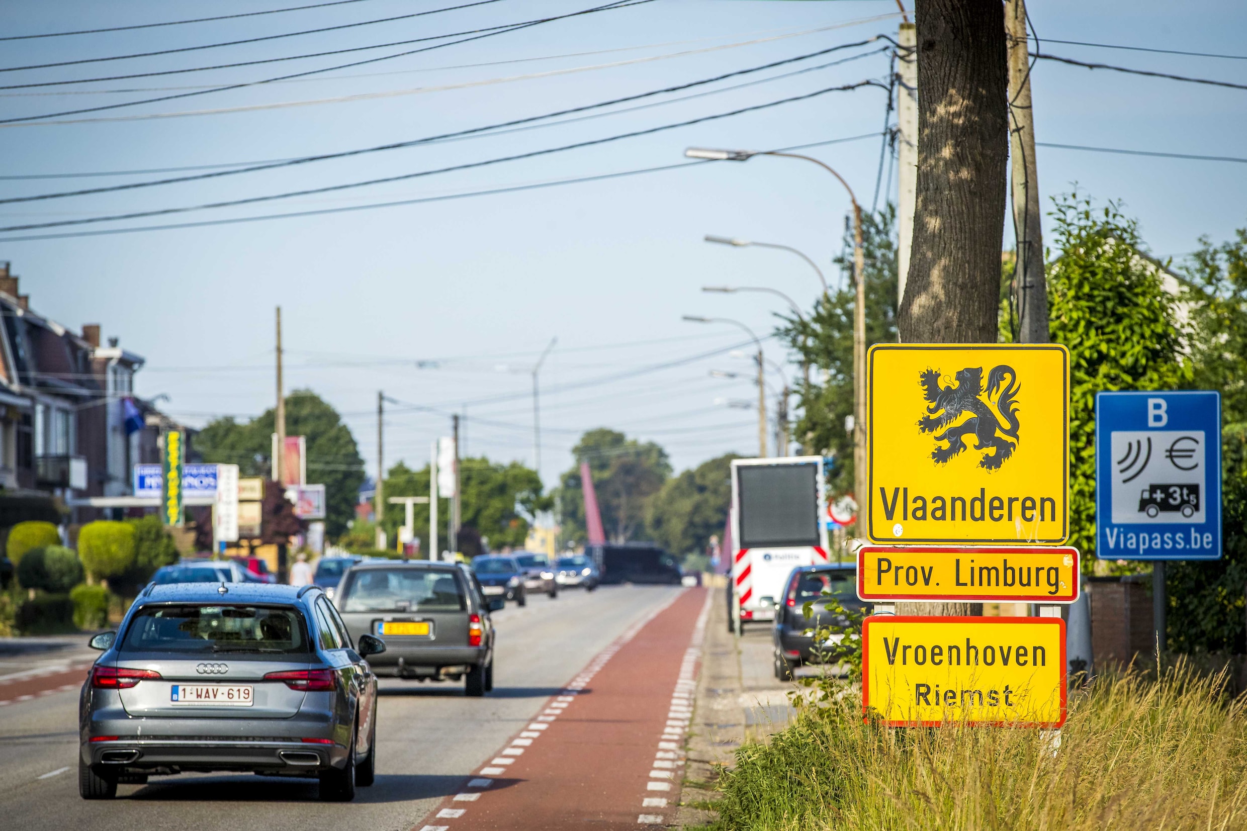 Nederlander moet negatieve test tonen voor reis naar België Het Parool