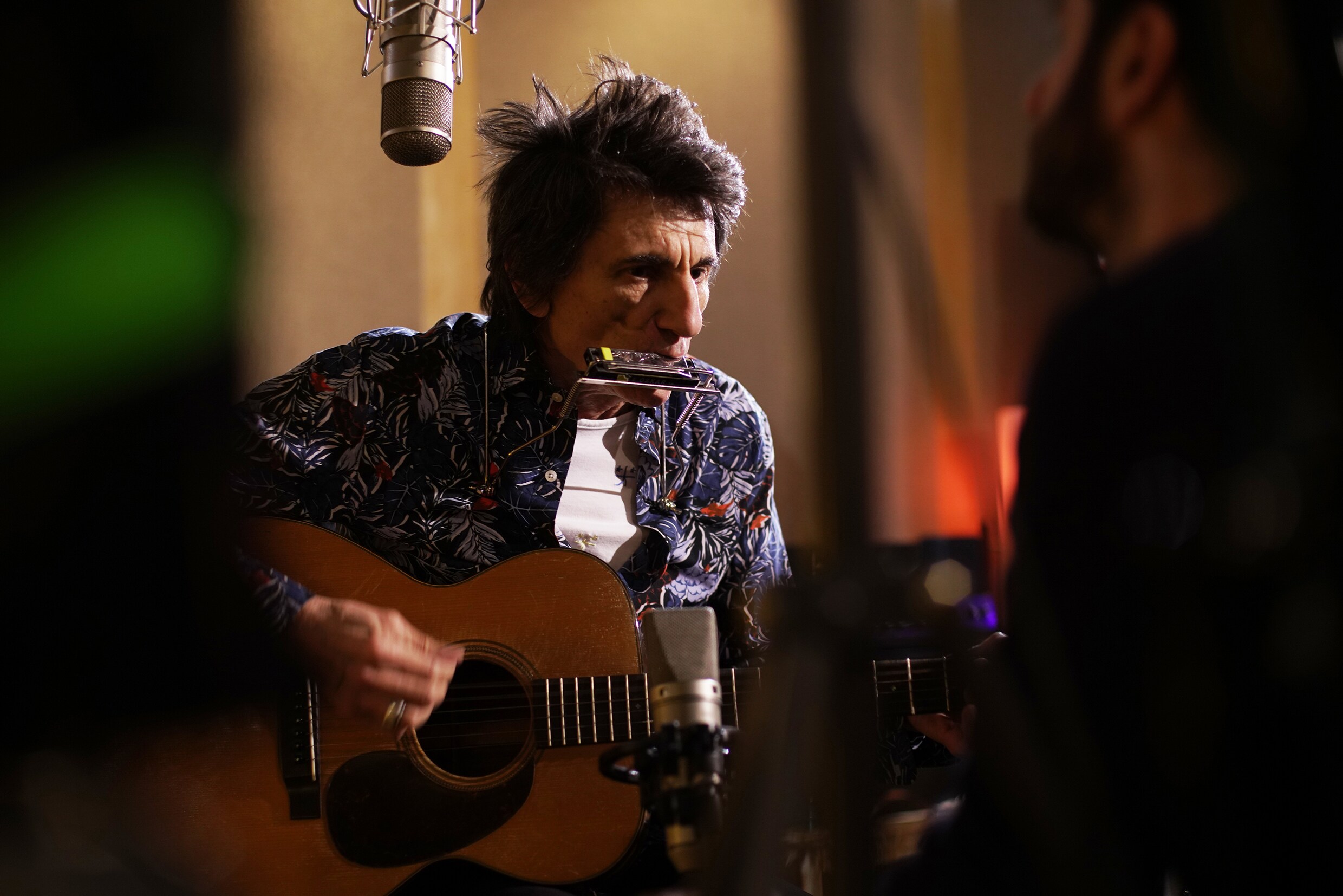 Ронни уайт. Yu photo. Ронни ю. Ронни ю. Ронни ракета (дэвид линч).