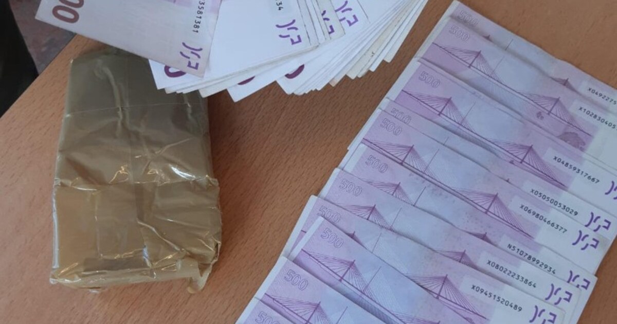 Woning Geuzenveld gesloten na vondst drugs, cash en vuurwapen