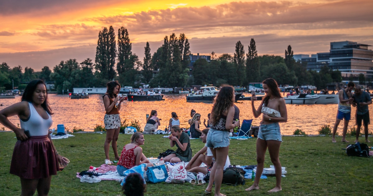 Volle parken frustreren horeca-ondernemers: ‘Bij ons werd gedreigd met een boete’