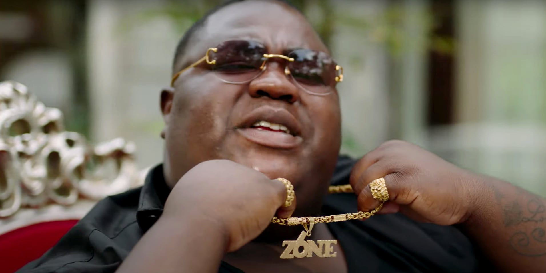 Rapper Bigidagoe – Still uit videoclip ‘1Serie’