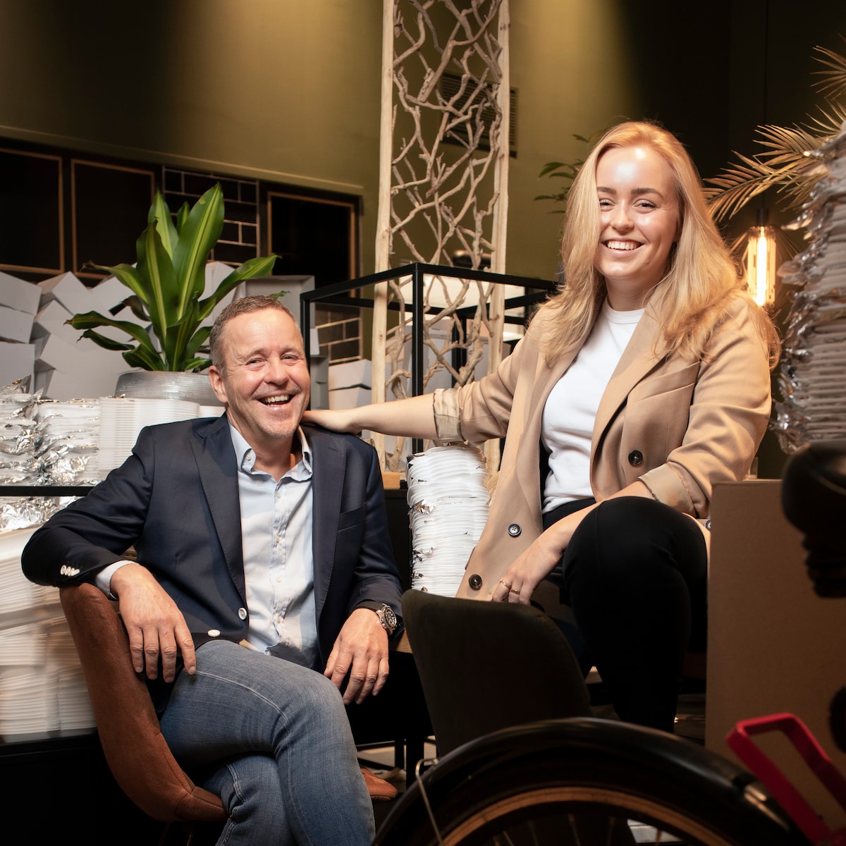 Yasmin over vader Simon Soms verschillen we van mening over ondernemerschap Het Parool