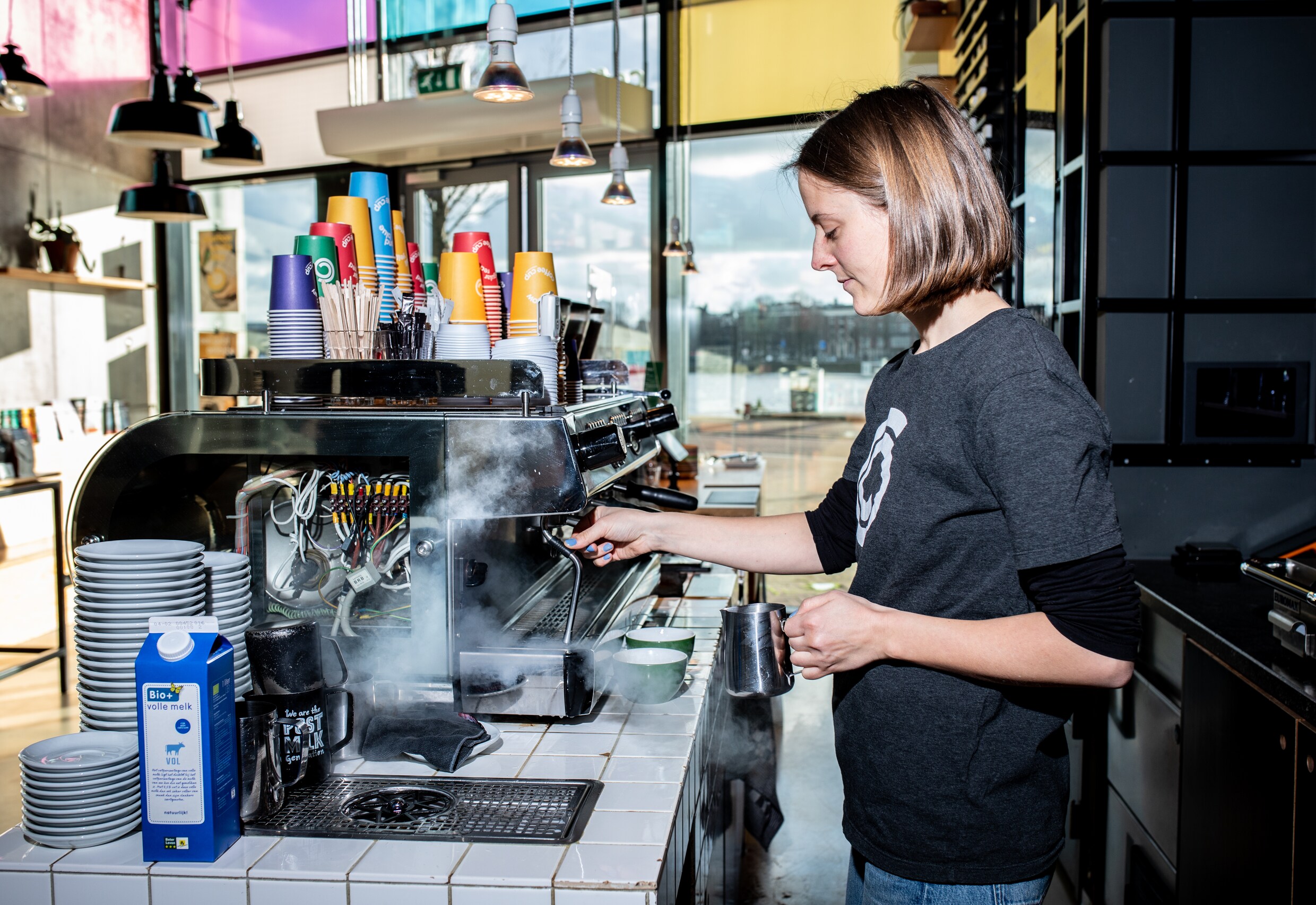 weer Nederlands na overname door Albron Het Parool