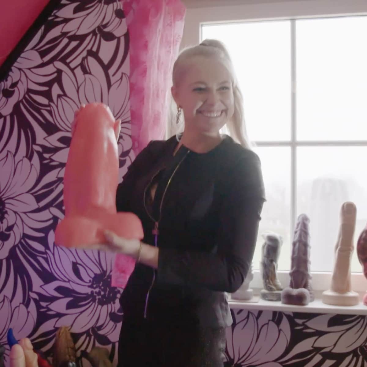 content-creator-elise-siswet-toont-een-deel-van-haar-collectie