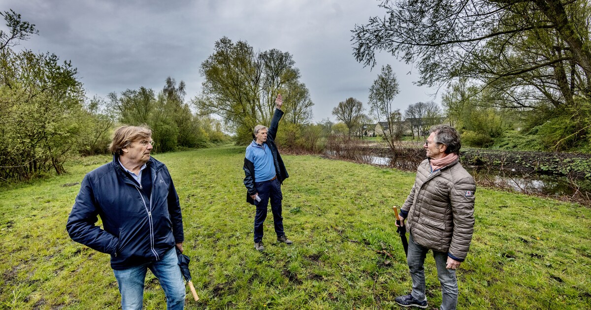 Bewoners Zuidoost vrezen ‘omsingeling’ door windmolens: ‘Hier wonen ook mensen’