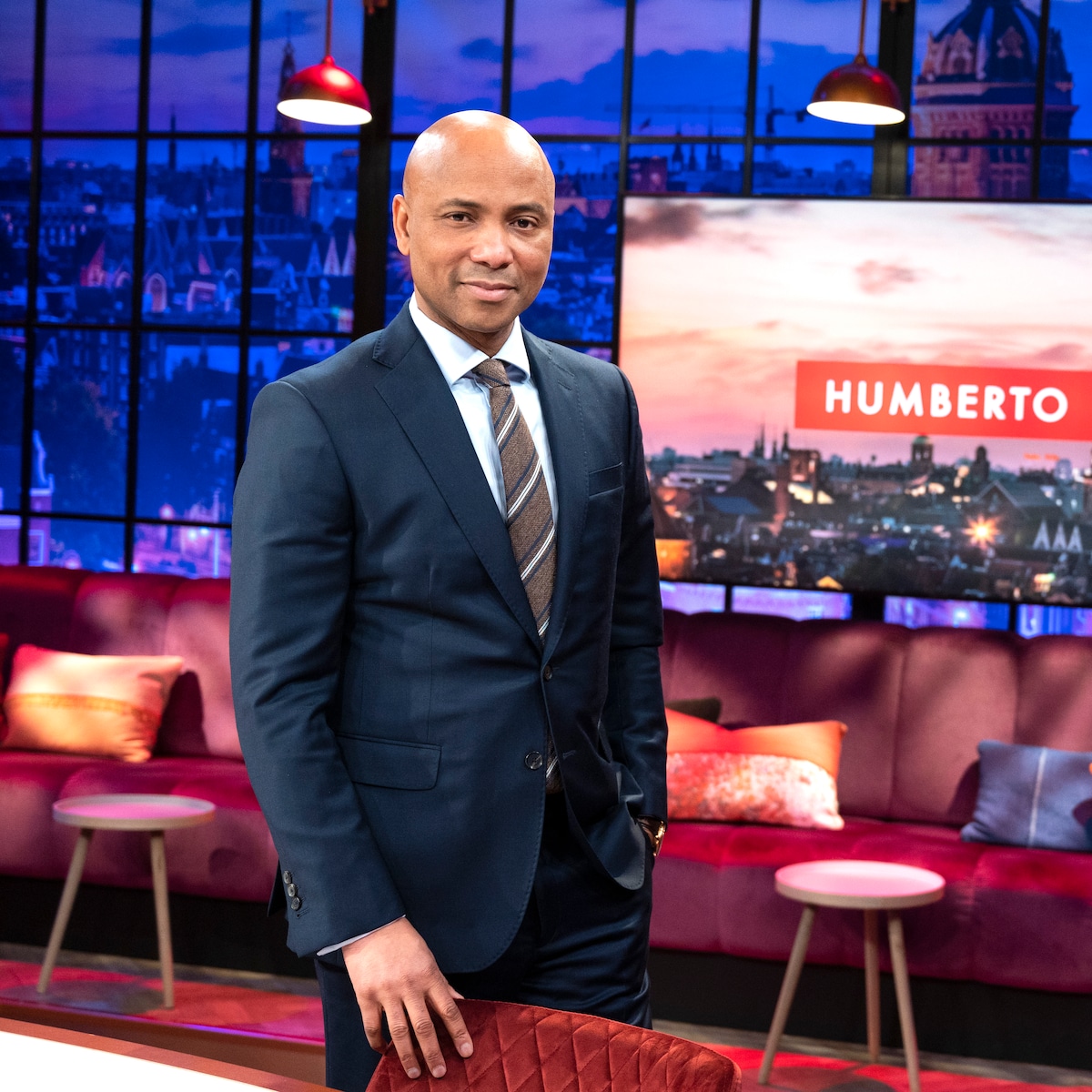 Humberto Tan doet aangifte tegen Albert Verlinde om laster en smaad | Het  Parool