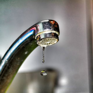 Poepbacterie in leidingen van twee straten in Amsterdam-Noor