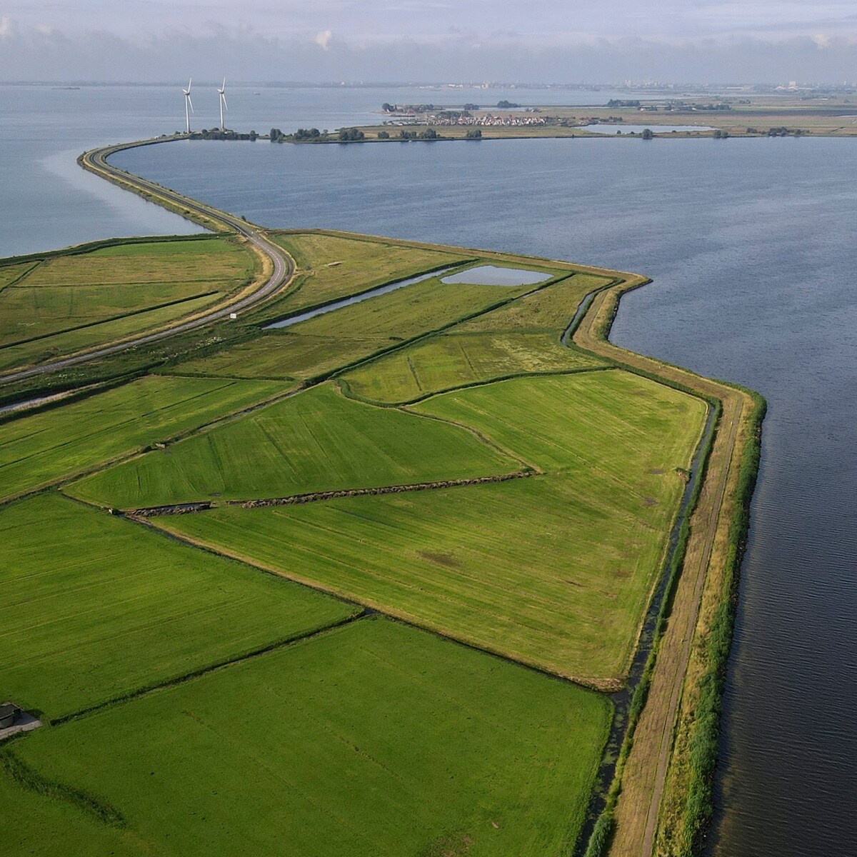 Verken De Wateren Van Het Markermeer Per Zeilboot