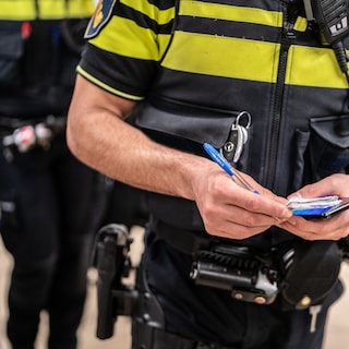 Explosion in broad daylight at apartment building in Amsterdam Southeast