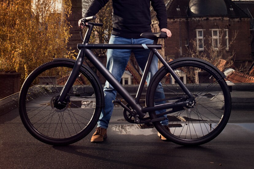 VanMoof oprichters Taco en Ties Carlier Winst maken we niet we woonden tot een half jaar geleden in een huurhuisje Het Parool