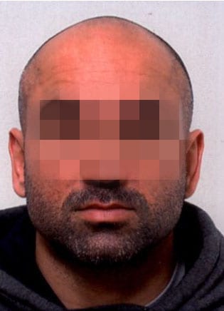 Cor P. werd eerder onder voorwaarden vrijgelaten, knipte zijn enkelband door en ontvluchtte Nederland.