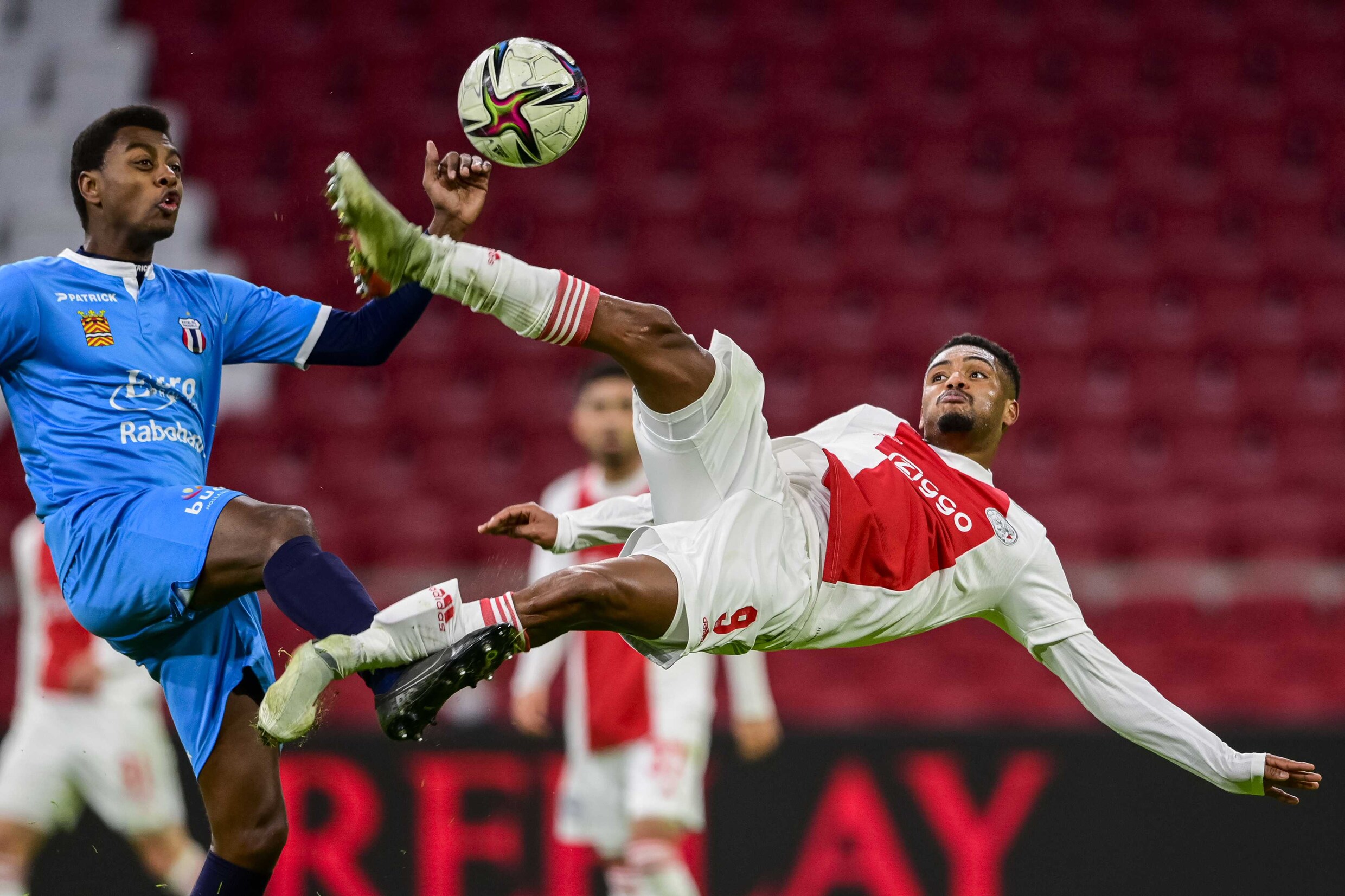 Ajax haalt net niet ‘de tien’ tegen Excelsior Maassluis