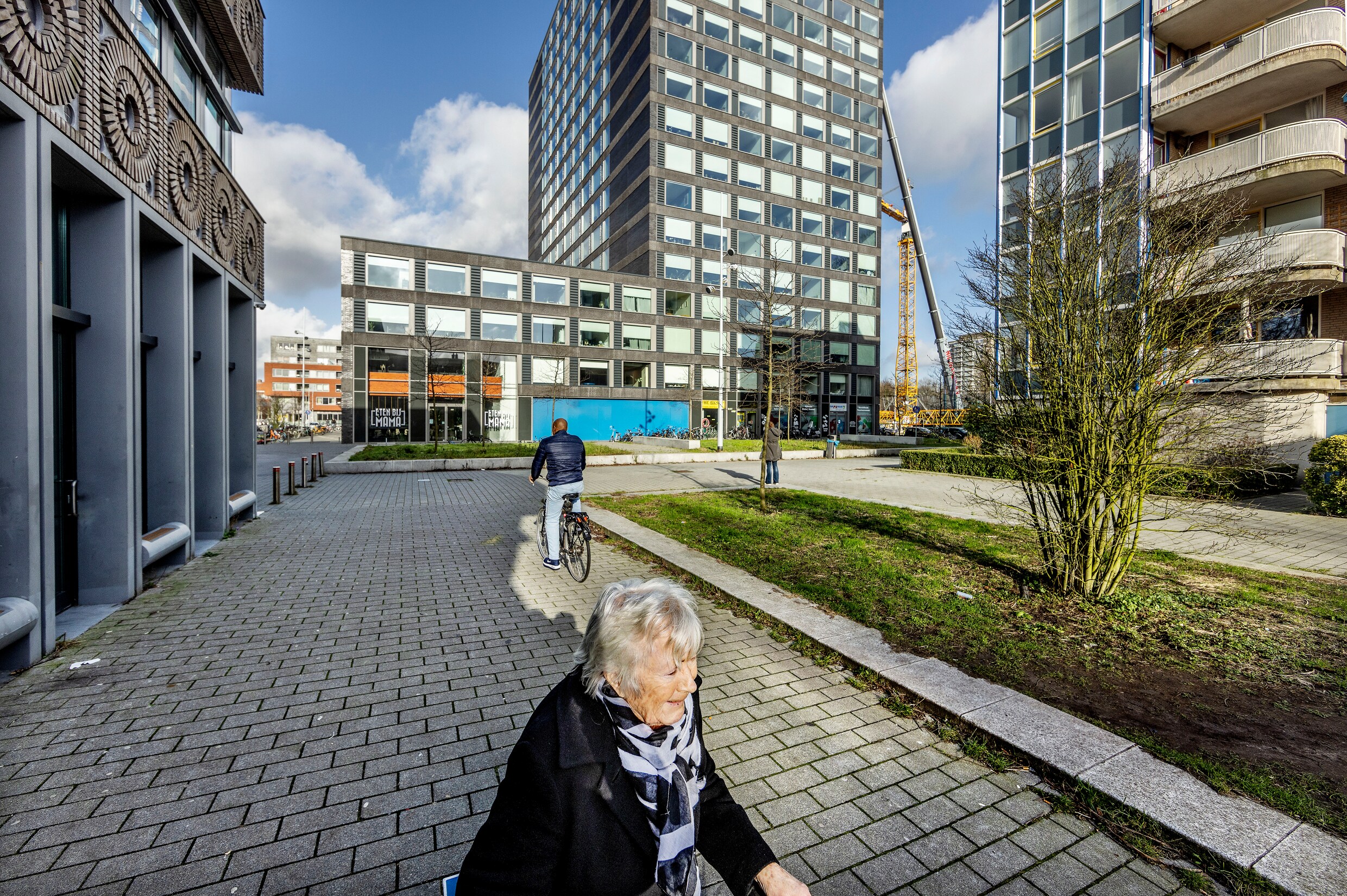 Change= dreigt met incassobureau voor servicekosten bewoners Het Parool