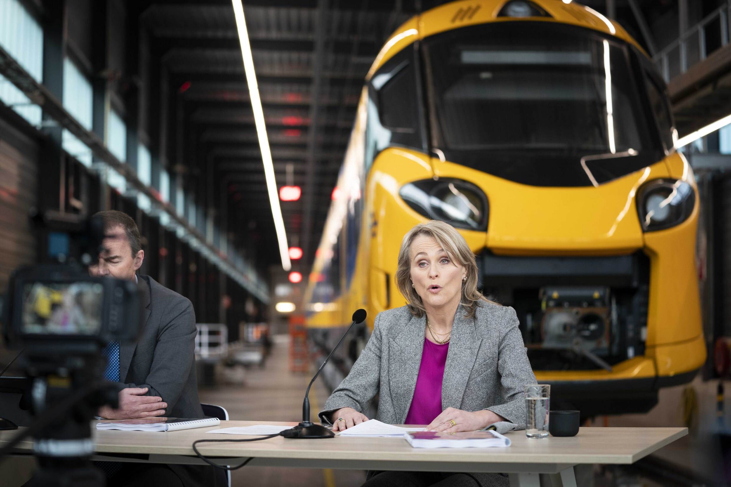 KLM wil NS-topvrouw Marjan Rintel als nieuwe president-directeur | Het ...